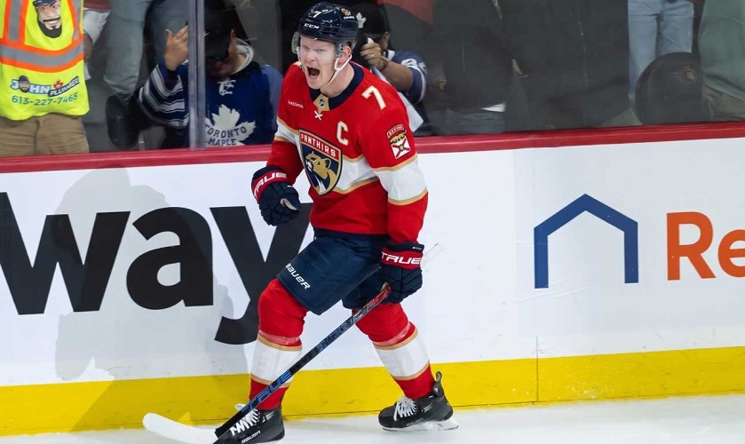 Brady Tkachuk a jeho bratr hrají za Florida Panthers
